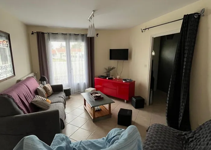 度假居 Maison Familiale De Plain Pied, Grande Cour, Velos, Tres Bien Equipee 圣让-德蒙